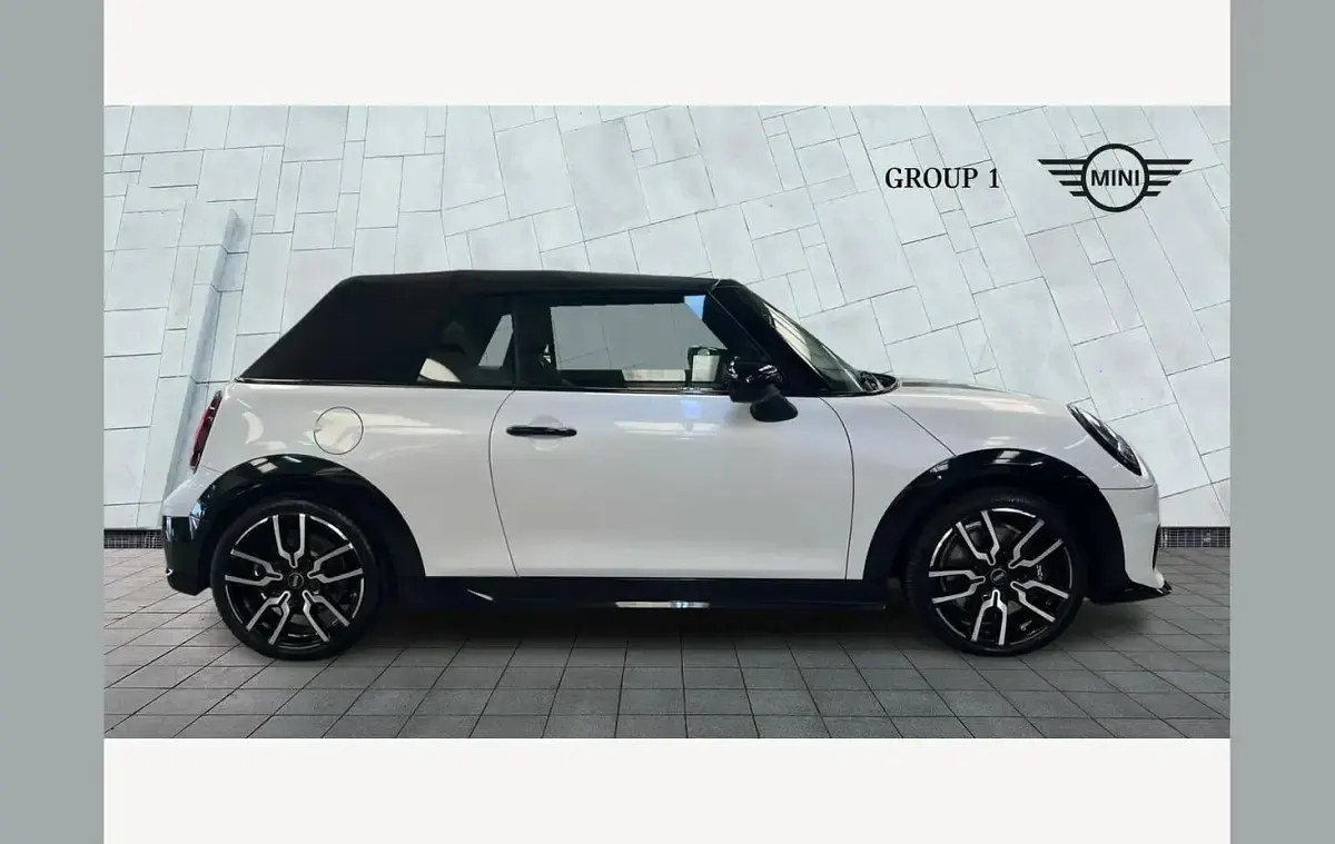 Used Mini Cooper Cabriolet Sport 204 HP (150 kW) 2025 White Cabriolet