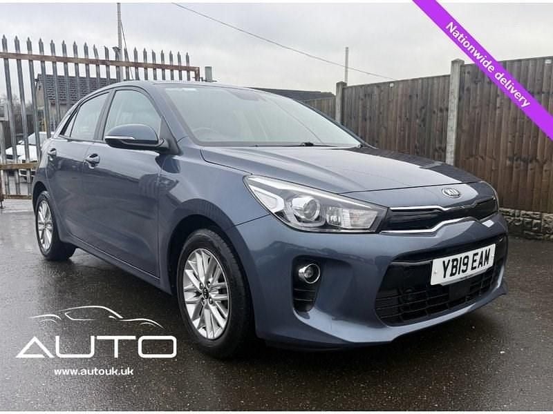 Used Kia Rio 98 HP (72 kW) 2019 Blue Hatchback