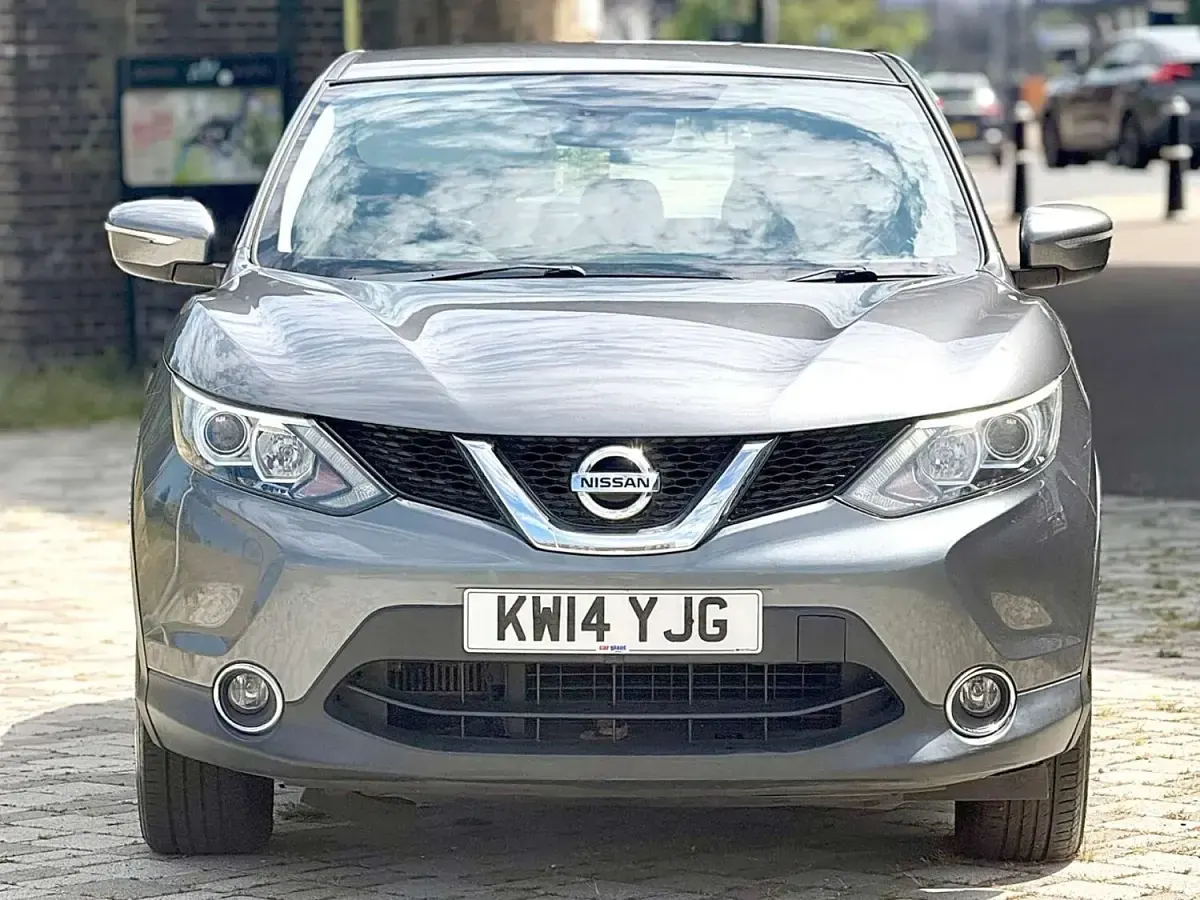 Used Nissan Qashqai Acenta 110 HP (80 kW) 2014 Grey SUV
