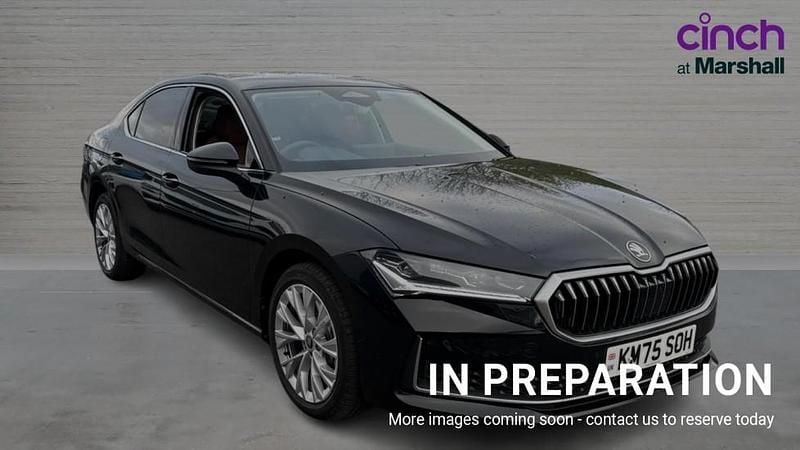 Used Skoda Superb SE L 193 HP (141 kW) 2025 Midnight black metallic Hatchback