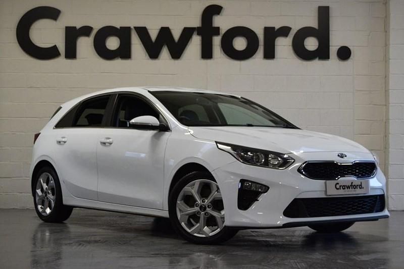 White Used 2019 Kia Ceed Hatchback | £9,995 (Fair price) - Image 1/1