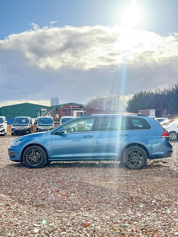Used VW Golf VII 85 HP (62 kW) 2016 Blue Sedan