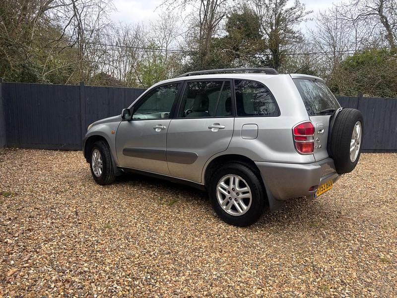 Used Toyota RAV4 2003 Silver SUV