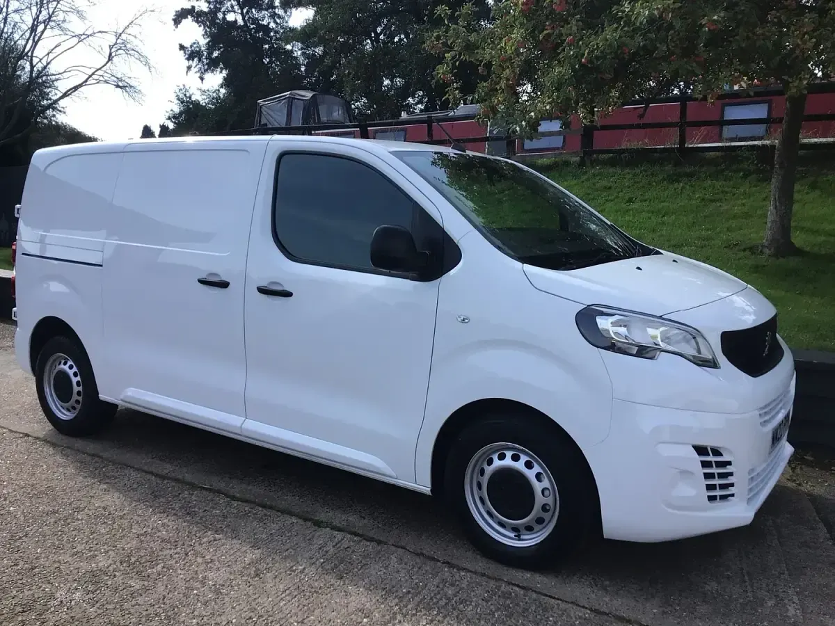 Used Peugeot Expert Premium 2022 White Van