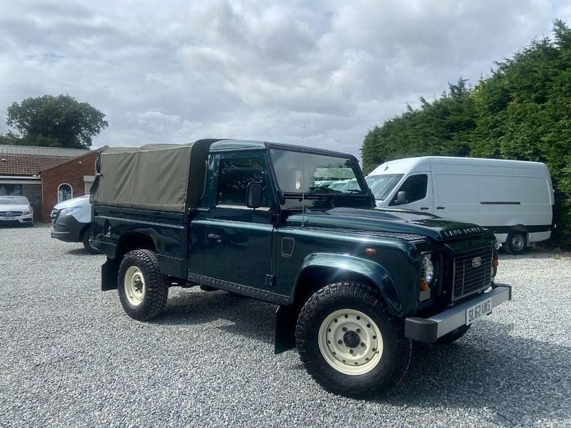 Green Used 2012 Land Rover Defender SUV | £23,500 - Image 1/4