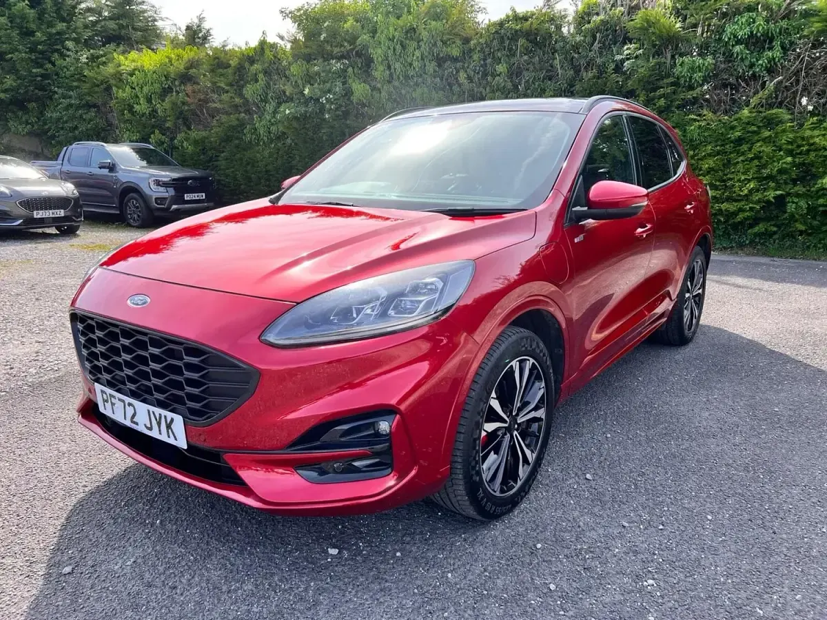 Used Ford Kuga ST-Line X 225 HP (165 kW) 2023 Red SUV