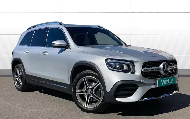 Second-hand Mercedes GLB200 AMG Line Premium 163 CP (119 kW) 2023 SUV