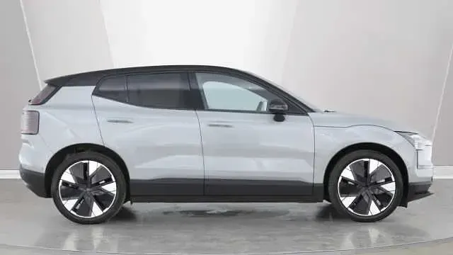 Used Volvo EX30 Performance 310 kW (422 HP) 2025 SUV