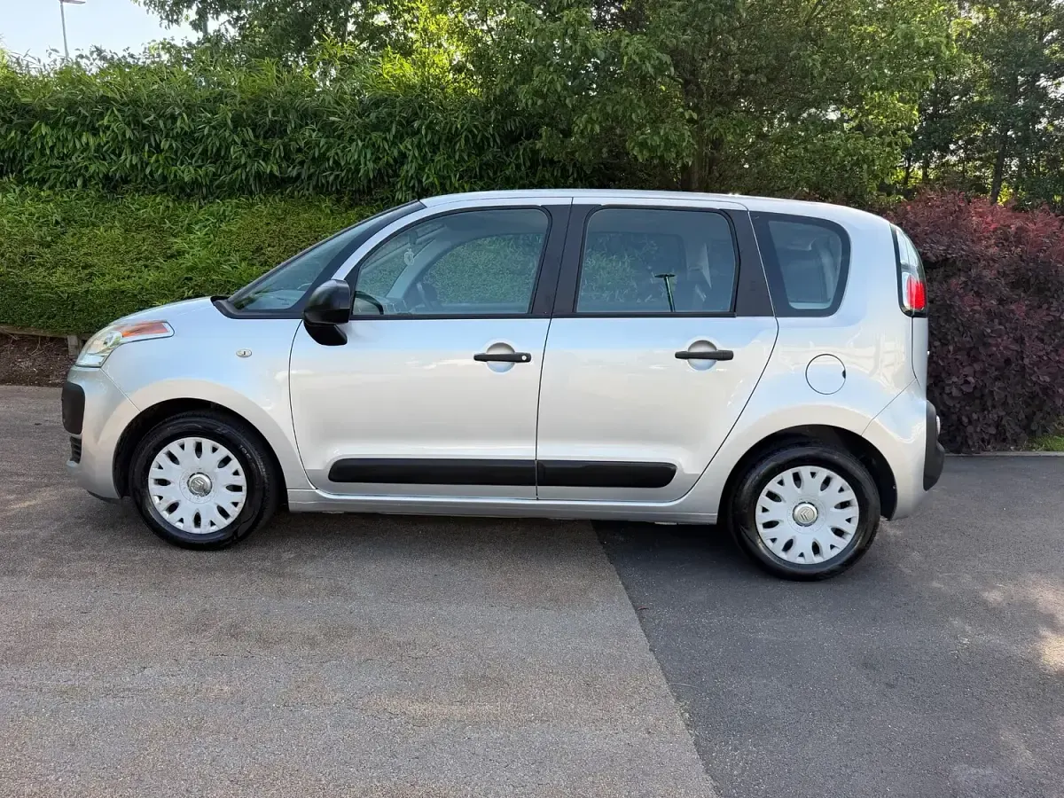 Used Citroën C3 Picasso 2010 Silver MPV