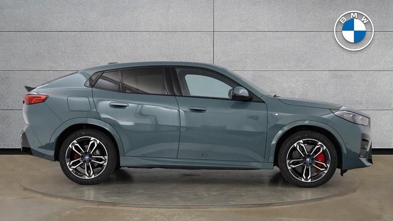 Used BMW iX2 M Sport 147 kW (201 HP) 2025 Green SUV