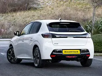 New Peugeot 208 Allure 101 HP (74 kW) 2025 Special metallic  okenite white Hatchback