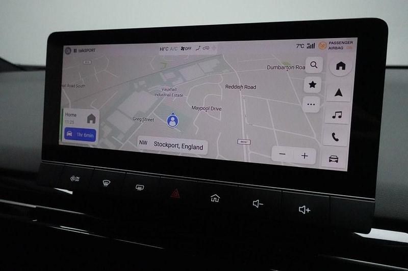 Used MG MG4 EV 2023 Green Hatchback