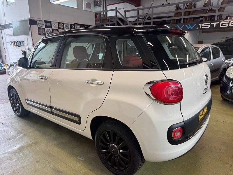 Used Fiat 500L Pop Star 85 HP (62 kW) 2013 White MPV