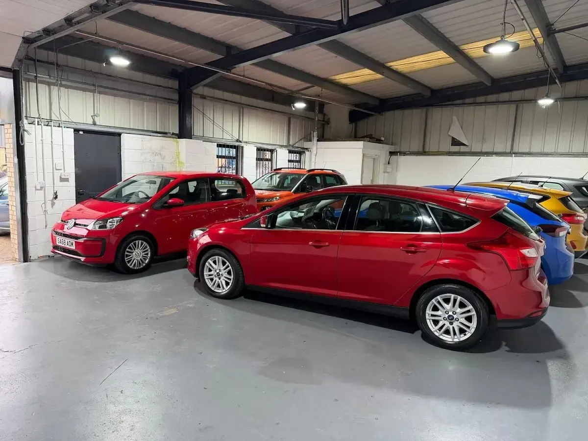 Used Ford Focus Titanium 125 HP (91 kW) 2013 Red Hatchback
