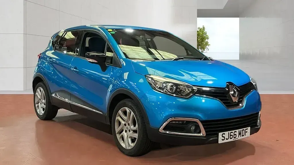 Usado Renault Captur Dynamique 90 HP (66 kW) 2016 Azul SUV