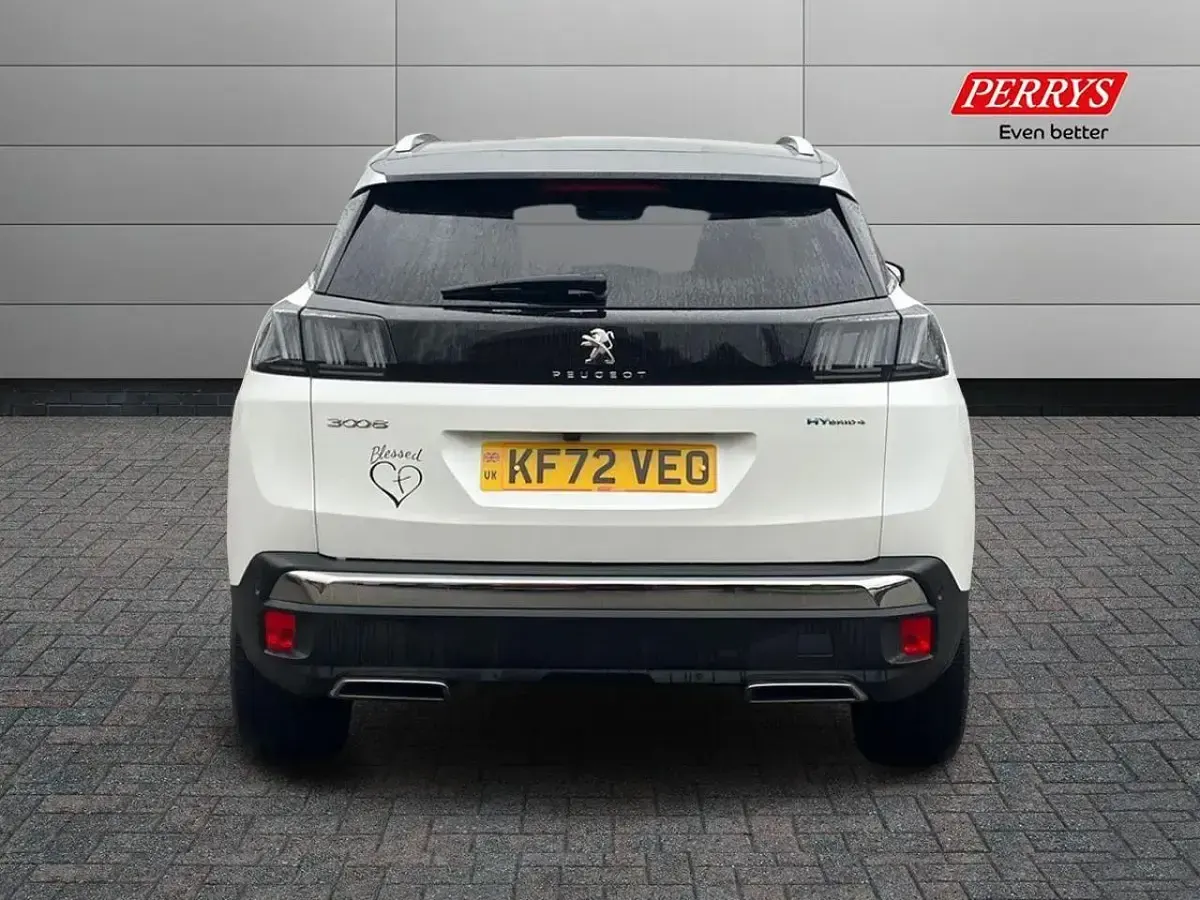 Used Peugeot 3008 GT 179 HP (131 kW) 2022 White SUV