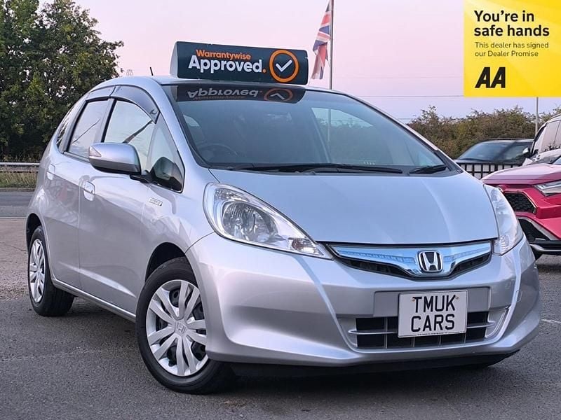Silver Used 2013 Honda Jazz Hybrid Hatchback | £4,995 (Good price) - Image 1/4