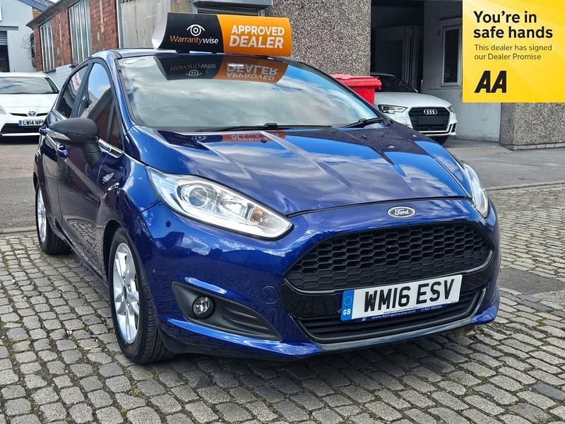 Used Ford Fiesta Zetec 2016 Blue Hatchback