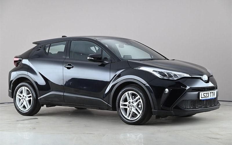 Second-hand Toyota C-HR 122 CP (89 kW) 2023 SUV