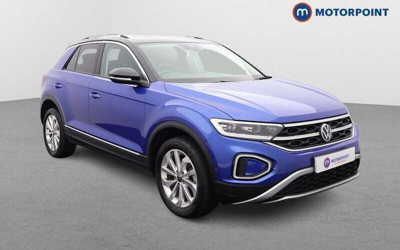 Used 2025 VW T-Roc Style SUV | £23,299 (Good price) - Image 1/4