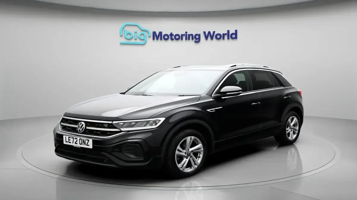 Usado VW T-Roc R-line 148 HP (108 kW) 2023 Preto SUV