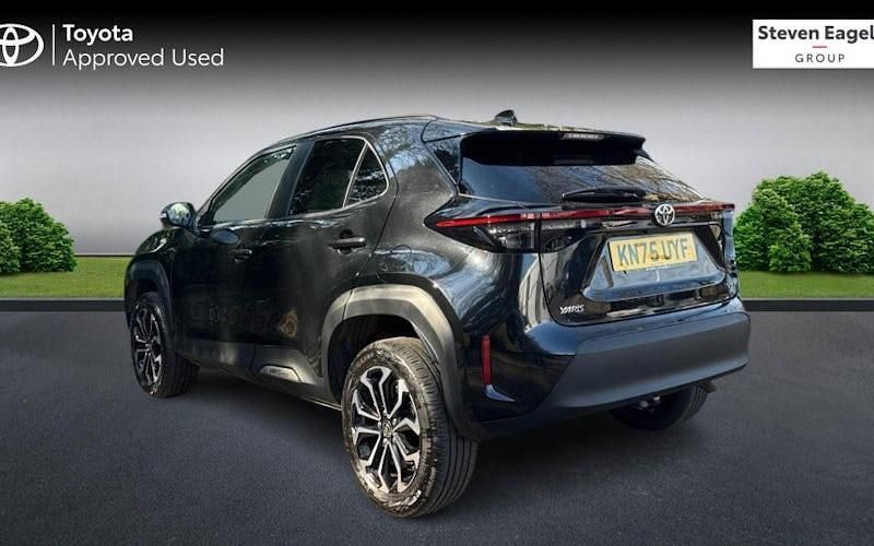 Used Toyota Yaris Hybrid Design 116 HP (85 kW) 2026 Estate