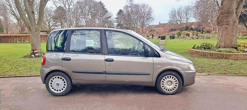 Used Fiat Multipla Dynamic 2011 Metallic grey MPV