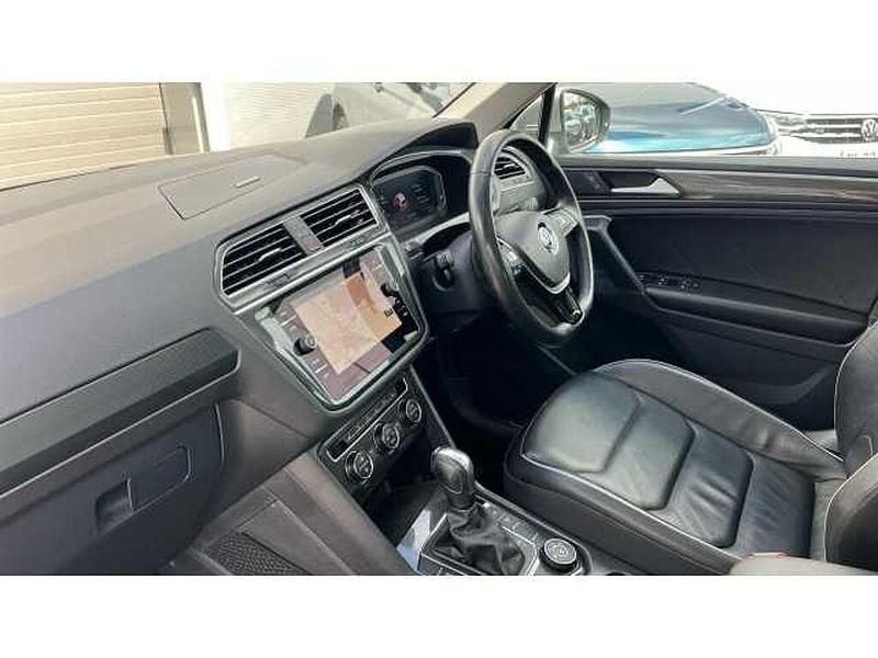 Image 2/4
