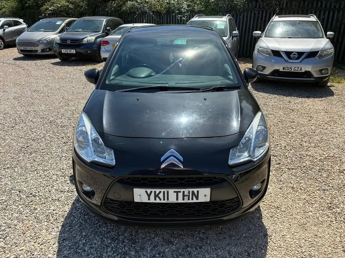 Used Citroën C3 90 HP (66 kW) 2011 Black Hatchback