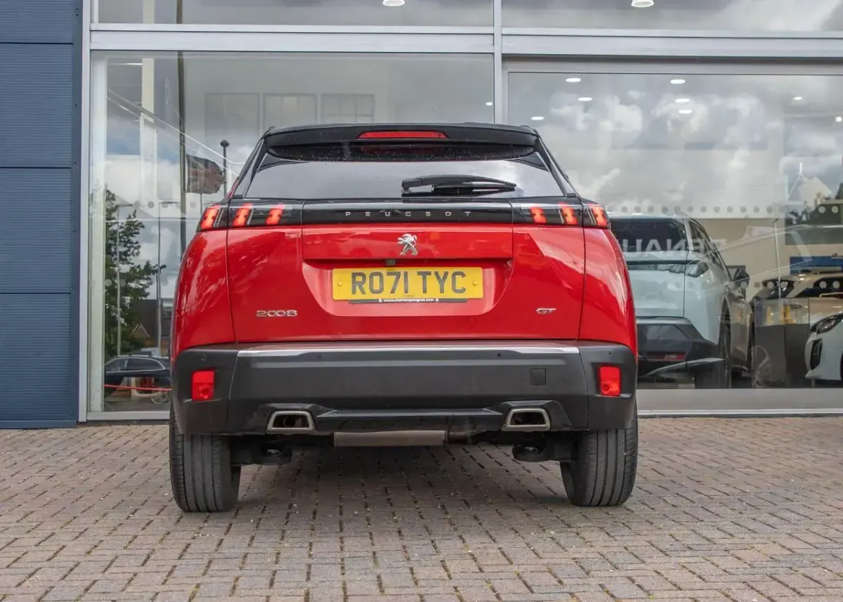 Used Peugeot 2008 GT 129 HP (94 kW) 2021 Red SUV