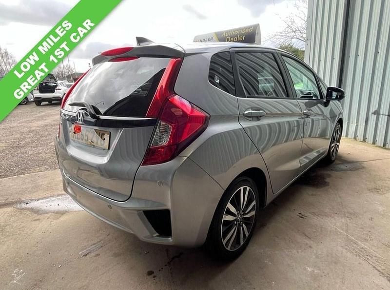 Used Honda Jazz EX 102 HP (75 kW) 2016 Silver Hatchback