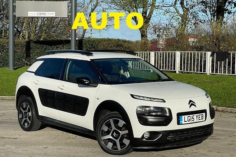 White Used 2015 Citroën C4 Cactus Flair Hatchback | £6,490 (Fair price) - Image 1/1