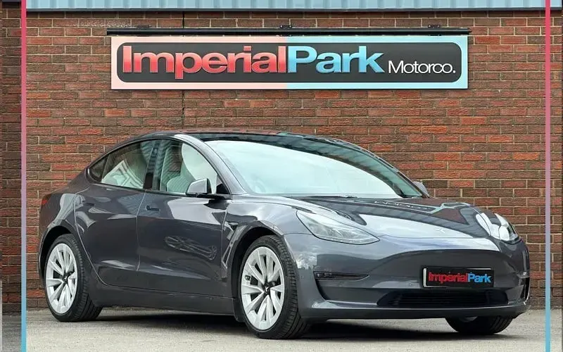Używany Tesla Model 3 Long Range AWD 258 kW (351 KM) 2023 Sedan/Limuzyna