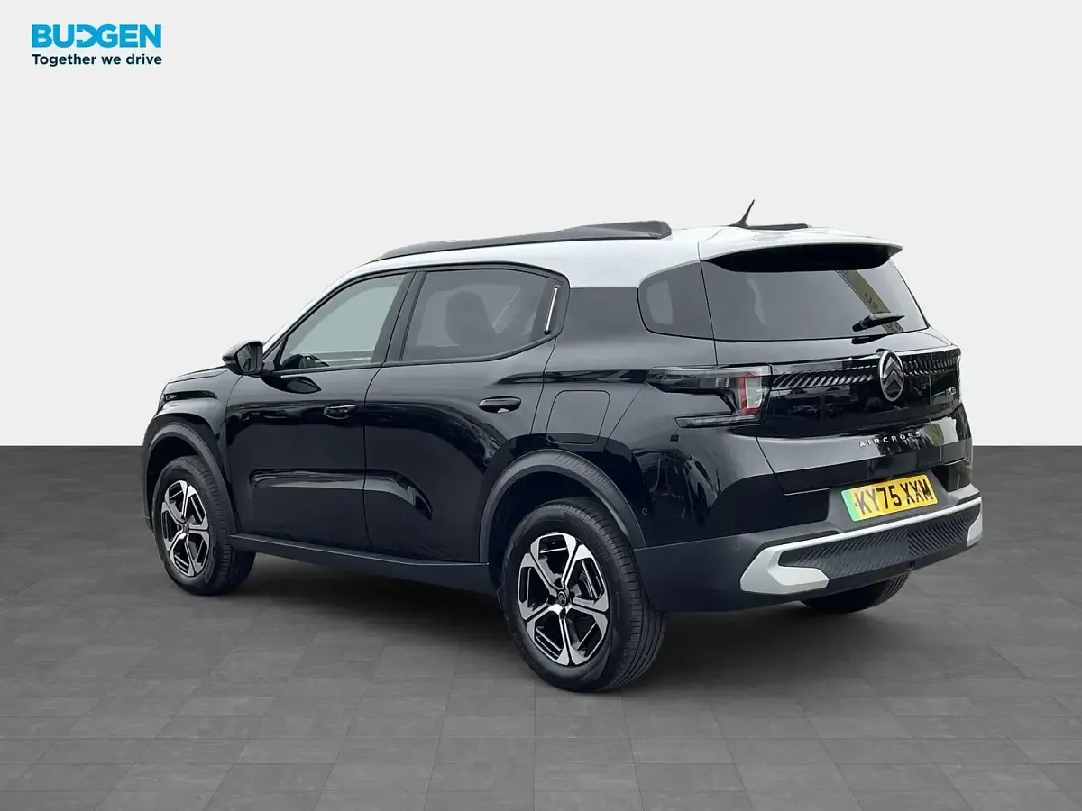 Used Citroën e-C3 83 kW (113 HP) 2025 Black Hatchback