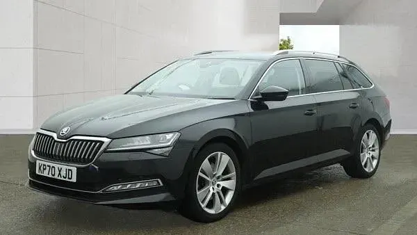 Used Skoda Superb SE L 190 HP (139 kW) 2020 Black Estate