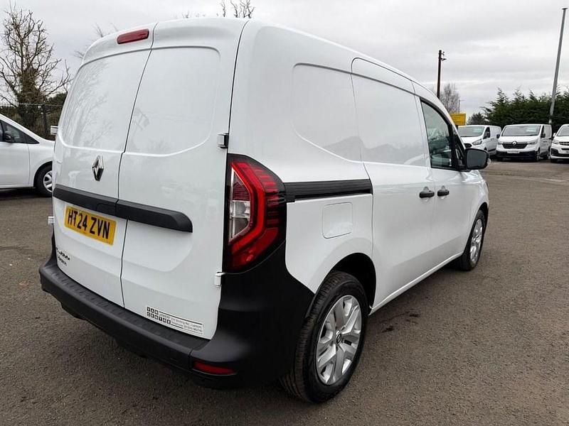 Used Renault Kangoo 95 HP (69 kW) 2024 White MPV