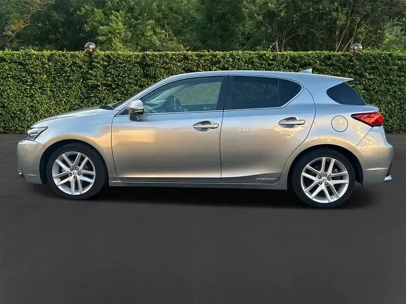 Used Lexus CT200h 2017 Silver Hatchback