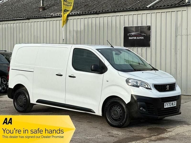 White Used 2020 Peugeot Expert S Van | £8,490 (Good price) - Image 1/2