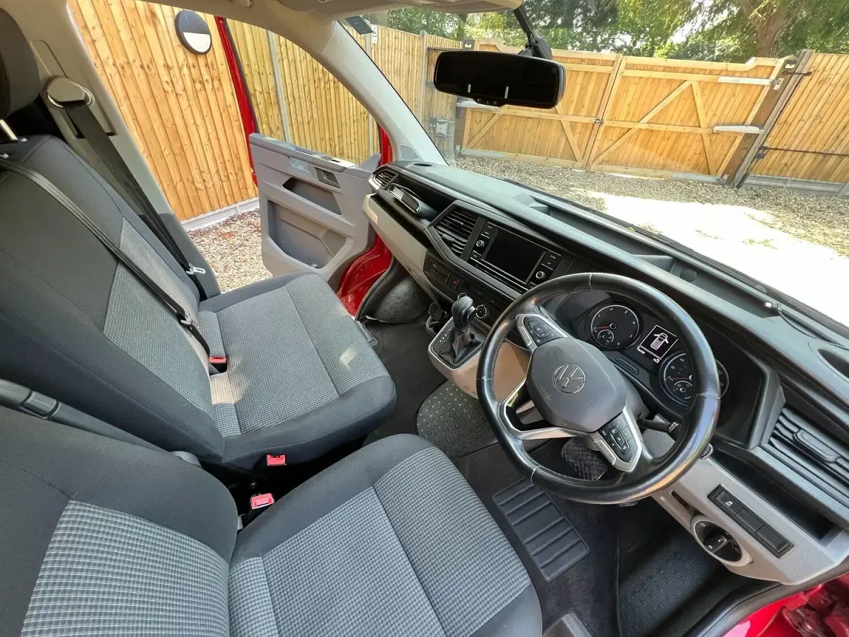 Used VW T6.1 Startline 148 HP (108 kW) 2022 Red Van