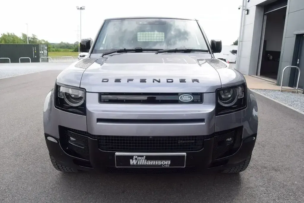 Used Land Rover Defender HSE Dynamic 2023 Grey SUV