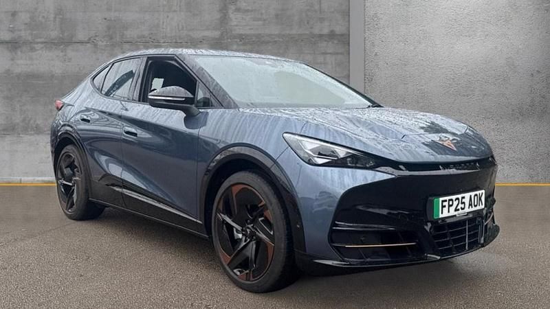 Metallic tavascan blue Used 2025 Cupra Tavascan VZ1 SUV | £35,990 (Super price) - Image 1/4