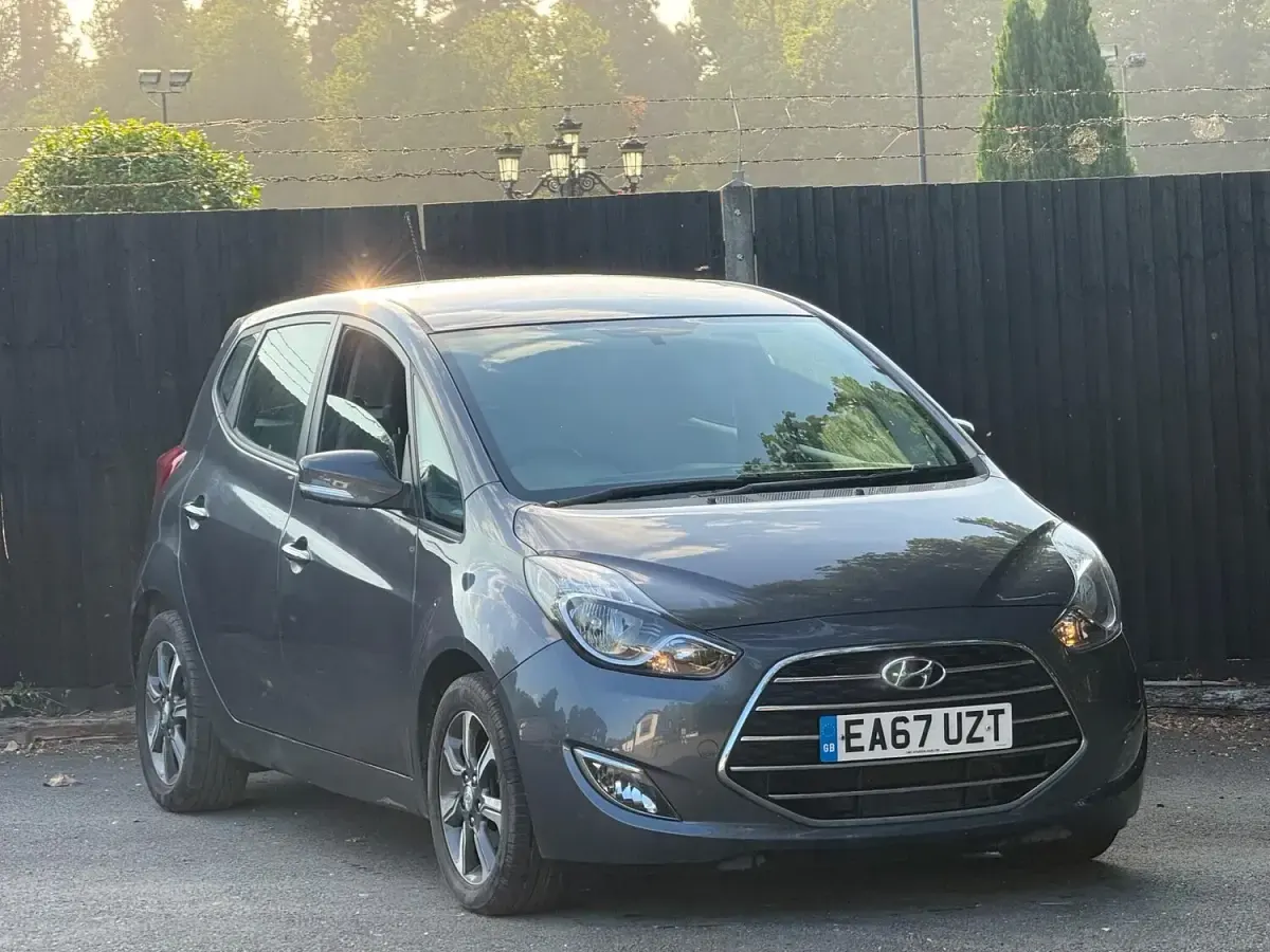 Used Hyundai ix20 SE 2017 Blue Hatchback
