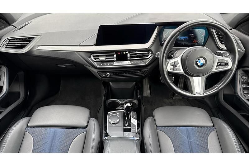 Used BMW 118 M Sport 136 HP (100 kW) 2023 Blue Hatchback