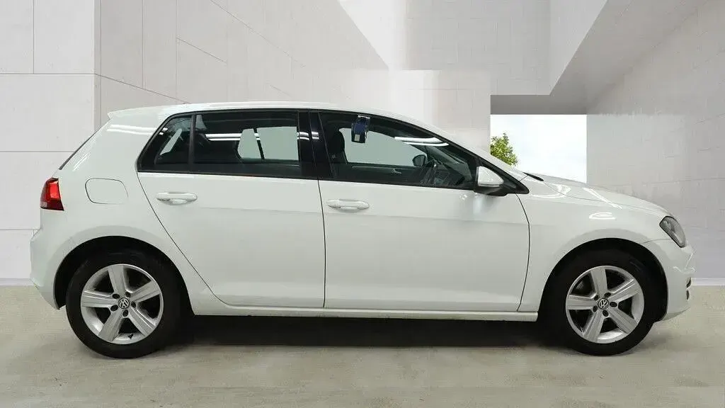 Used VW Golf VII Edition 2017 White Hatchback