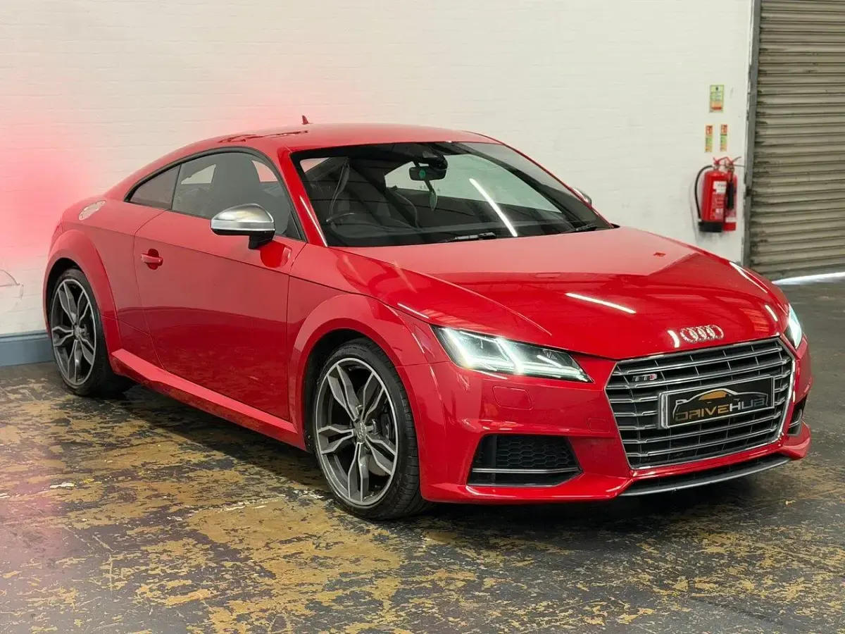 Used Audi TTS 2015 Red Coupe
