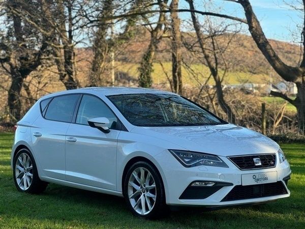 White Used 2019 Seat Leon FR Sport Hatchback | £15,495 (Fair price) - Image 1/1