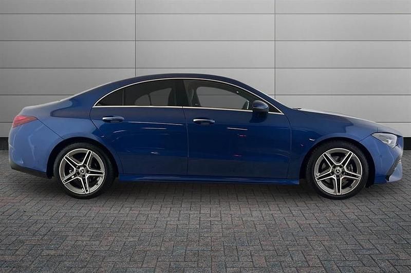 Used Mercedes CLA180 Executive 136 HP (100 kW) 2024 Spectral blue Sedan