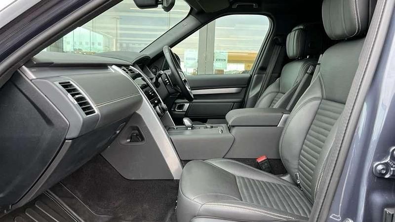 Used Land Rover Discovery 5 HSE Dynamic 345 HP (253 kW) 2025 Blue SUV