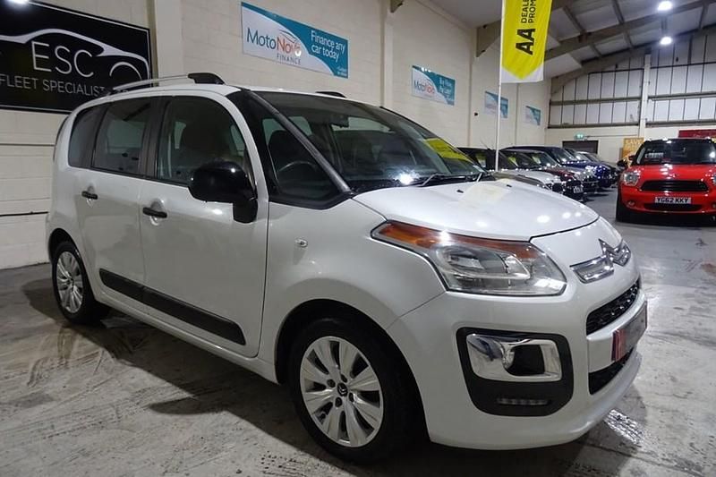 White Used 2017 Citroën C3 Picasso MPV | £8,150 (Expensive) - Image 1/1