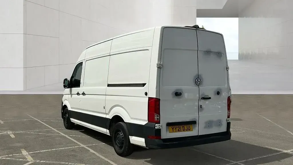 Usado VW Crafter Trendline 140 HP (102 kW) 2021 Branco Van